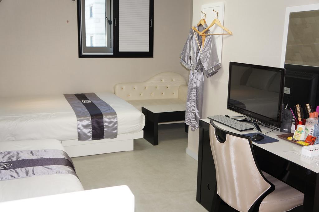Novalus Tourist Hotel Szöul Szoba fotó